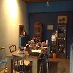 Artistic Appartment Near Downtown & Railwaystation