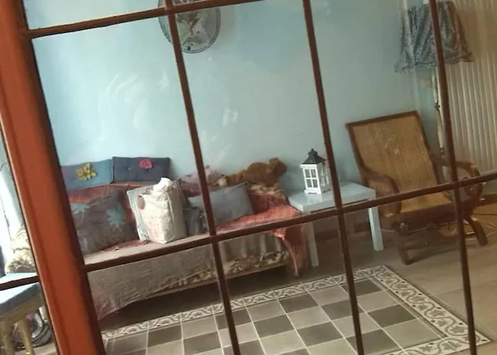 Artistic Appartment Near Downtown & Railwaystation